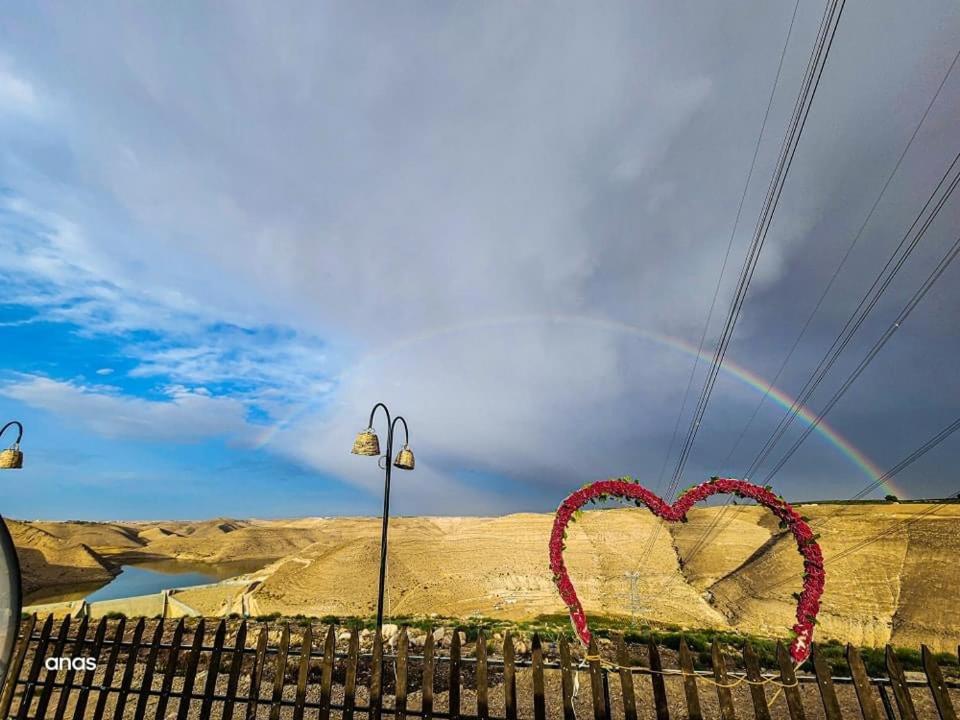 מלון מאדאבה Wadi Al-Wala View Camp מראה חיצוני תמונה